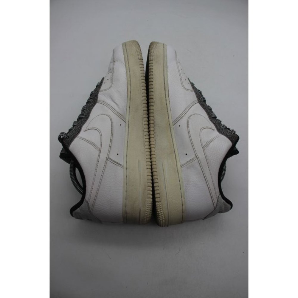 Nike Air Force 1 '07 LV8 Men's Size 10.5 White Grey Sneakers CK4363-100 Suede - Picture 6 of 10
